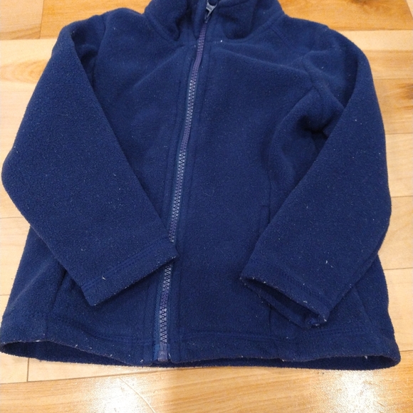 3/20$ 2T Tag zip up blue fleece sweater - Picture 2 of 6